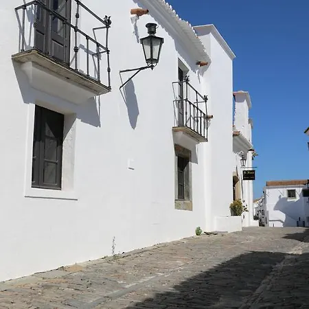 Dom Nuno - Turismo De Habitacao Guest House Monsaraz Exterior photo